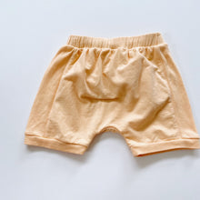 Load image into Gallery viewer, Dimples Organic Shorts + FREE Kindy T-Shirt Orange (3y)
