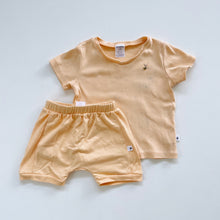 Load image into Gallery viewer, Dimples Organic Shorts + FREE Kindy T-Shirt Orange (3y)