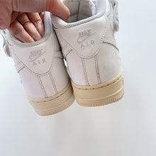 Load image into Gallery viewer, Nike Air Force 1 Mid '07 White (EU37.5)