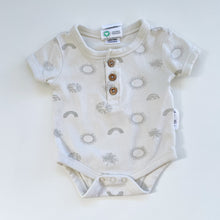 Load image into Gallery viewer, Aster &amp; Oak Organic S/S Bodysuit (newborn)
