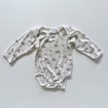 Load image into Gallery viewer, Dimples Merino L/S Bodysuit Hedgehog and Friends (12m)
