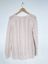 Load image into Gallery viewer, Country Road Chunky/Loose Knit Cream Jumper (M)
