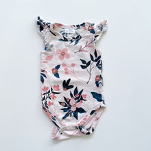 Load image into Gallery viewer, Burrow &amp; Be Organic Blue/Pink Floral Bodysuit (3-6m)
