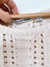 Load image into Gallery viewer, Country Road Chunky/Loose Knit Cream Jumper (M)
