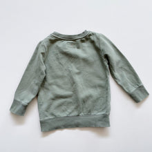 Load image into Gallery viewer, Country Road Logo Jumper Green (2y)
