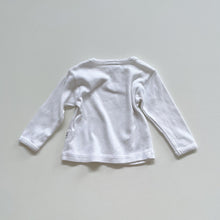 Load image into Gallery viewer, Dimples Organic L/S Top White (newborn)
