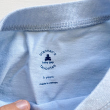 Load image into Gallery viewer, babyGap Love Patrol L/S Top Blue (5y)
