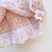 Load image into Gallery viewer, Beautiful Vintage Floral Dress (6y)
