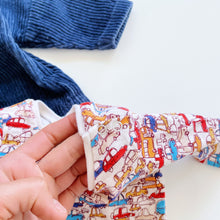 Load image into Gallery viewer, Next 3 Piece Set Tan/ Cars (0-3m)
