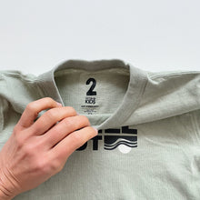 Load image into Gallery viewer, Cotton On T-Shirt Green /Chill Out (2y)
