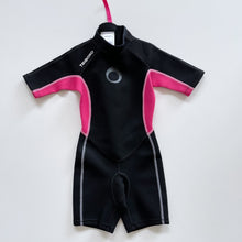 Load image into Gallery viewer, Tribord Shorty Wetsuit Black/ Pink (6y)
