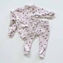 Load image into Gallery viewer, Jamie Kay Organic Lilith Sweater + Pants Light Purple Floral (1y)
