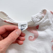 Load image into Gallery viewer, Nature Baby Organic T-Shirt Pink Seahorses (1y)
