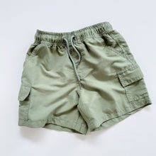 Load image into Gallery viewer, Mac &amp; Ellie Green Shorts (4y)
