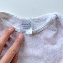 Load image into Gallery viewer, Dimples Organic Bodysuit Pink Pattern (18m)
