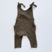 Load image into Gallery viewer, The Rest Organic Knit Overalls Green (1y)
