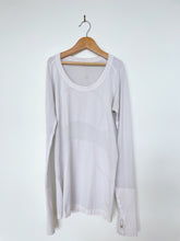 Load image into Gallery viewer, Lululemon Super Swiftly Long-Sleeve Shirt White  (Lulu 6 = women S)
