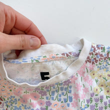 Load image into Gallery viewer, Cotton On Floral Kindy Tee (5y)
