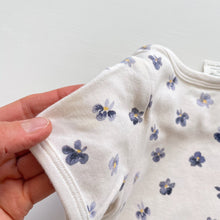 Load image into Gallery viewer, Nature Baby Bodysuit Pressed Pansy Print (3-6m)
