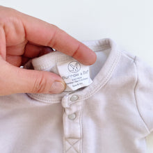 Load image into Gallery viewer, Burrow &amp; Be Merino/Bamboo Bodysuit Grey (0-3m)
