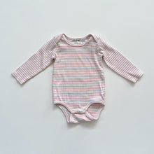 Load image into Gallery viewer, Wilson &amp; Frenchy Organic Bodysuit Pink Stripes (3-6m)
