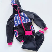 Load image into Gallery viewer, Octokids Wet Weather Gear Black/Pink (5y)
