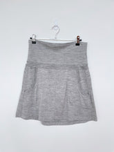 Load image into Gallery viewer, Icebreaker Grey Merino Skirt (S)
