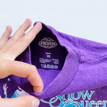 Load image into Gallery viewer, Frozen Elsa T-Shirt Purple (7y)
