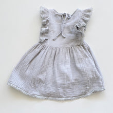 Load image into Gallery viewer, Karibou Muslin Cotton Dress Soft Grey (2y)
