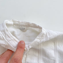 Load image into Gallery viewer, Korean Design White Shirt (3y)
