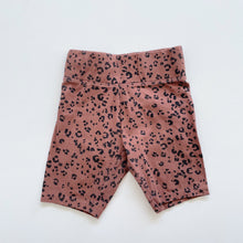 Load image into Gallery viewer, Organic Cotton Brown Leopard Bike Shorts (7y)
