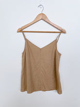 Load image into Gallery viewer, Country Road Organically Grown Linen Top Tan (8)
