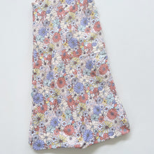 Load image into Gallery viewer, Bilbi Organic Cotton Sleeping Bag Peach Floral 2.5 TOG (3-12m)
