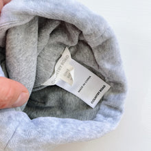 Load image into Gallery viewer, Country Road Velvet Beanie Grey (6-12m)
