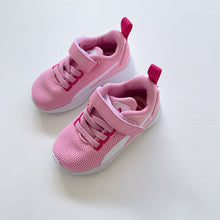 Load image into Gallery viewer, Puma Velcro Shoes Pink NWOT (EU20/UK4/US5c/13cm)
