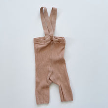 Load image into Gallery viewer, Silly Silas Short Suspender Tights Tan (2y)
