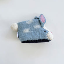 Load image into Gallery viewer, Handmade Felt Bunny Slippers (6-12m)
