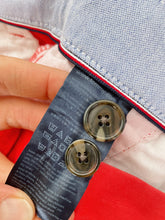 Load image into Gallery viewer, Tommy Hilfiger Men Shorts Red (M/30)
