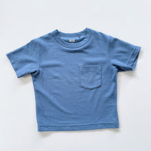 Load image into Gallery viewer, Uniqlo Blue T-Shirt (4-5y)
