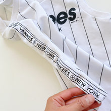 Load image into Gallery viewer, MLB Yankees NY Tank Top (5-7y)
