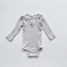Load image into Gallery viewer, Jamie Kay Organic Bodysuit Oatmeal Marle (6-12m)
