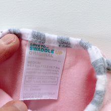 Load image into Gallery viewer, Love To Dream Swaddle Pink (Medium/ 3-6m)
