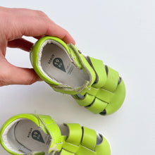Load image into Gallery viewer, Bobux Step Up Leather Sandals Lime Green Velcro (EU19)
