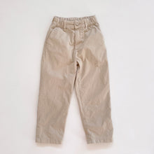 Load image into Gallery viewer, Zara Pants Beige (5y)
