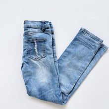 Load image into Gallery viewer, Hannah Banana Distressed Jeans (7y)
