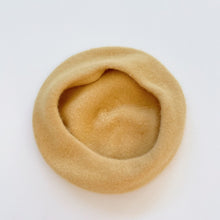 Load image into Gallery viewer, Wool Yellow Beret (1-2y)
