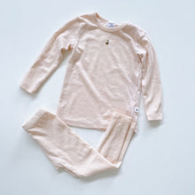 Load image into Gallery viewer, Dimples Merino Top + Pants Light Peach (3y)
