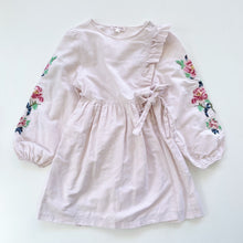 Load image into Gallery viewer, Petite Amalie Linen Embroidered Dress (14y)
