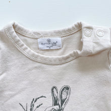 Load image into Gallery viewer, Burrow &amp; Be Organic Bodysuit Hare (3-6m)
