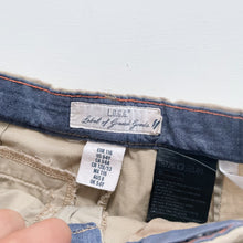 Load image into Gallery viewer, H&amp;M Dress Shorts Sand (5-6y)
